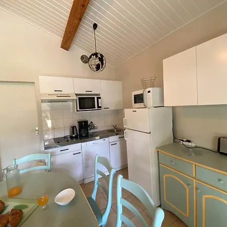 Maison 2 Avec Terrasse Et Parking Près Forêt, Et Pistes Cyclables à - Fr-1-323-522
