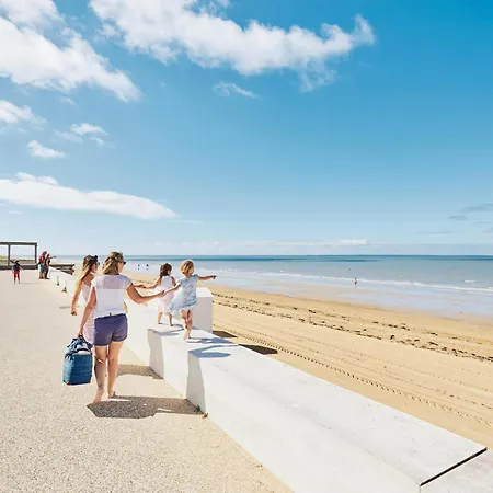 Maison 2 Avec Terrasse Et Parking Près Forêt, Et Pistes Cyclables à - Fr-1-323-522 Hébergement de vacances *